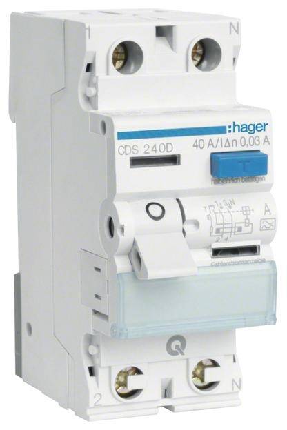Een Hager aardlekschakelaar, model CDS 240D, met een nominale stroom van 40 A en een uitschakelstroom van 0,03 A.