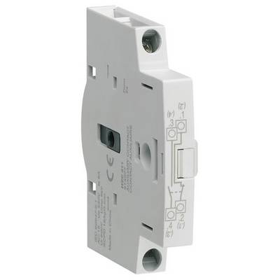 Een witte modulaire elektrische schakelaar, verticaal georiënteerd, met technische opdrukken en aansluitingen aan boven- en onderzijde.