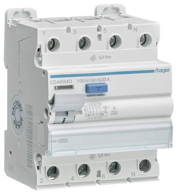 Een viervoudige aardlekschakelaar van Hager met de aanduiding 'CDA684D 100 A/0,03 A'. Geschikt voor de bescherming van elektrische installaties.