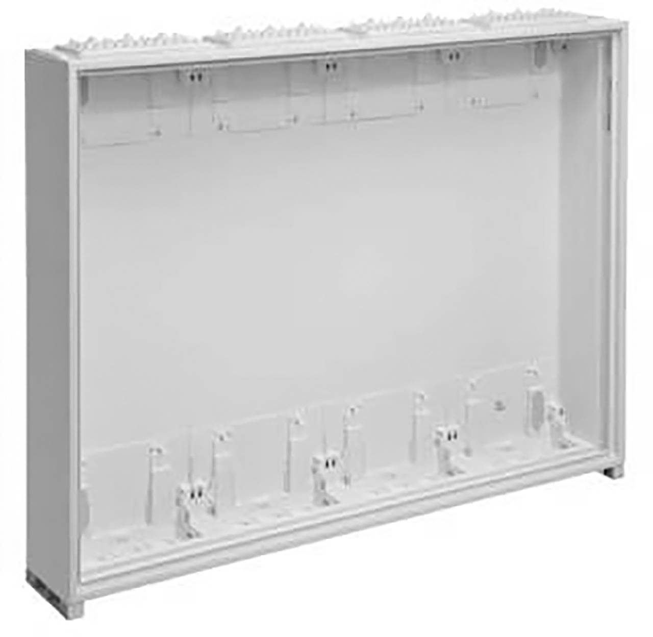 Metalen kast zonder deksel, waarschijnlijk voor elektrische installaties, met meerdere bevestigingspunten aan de binnenkant.