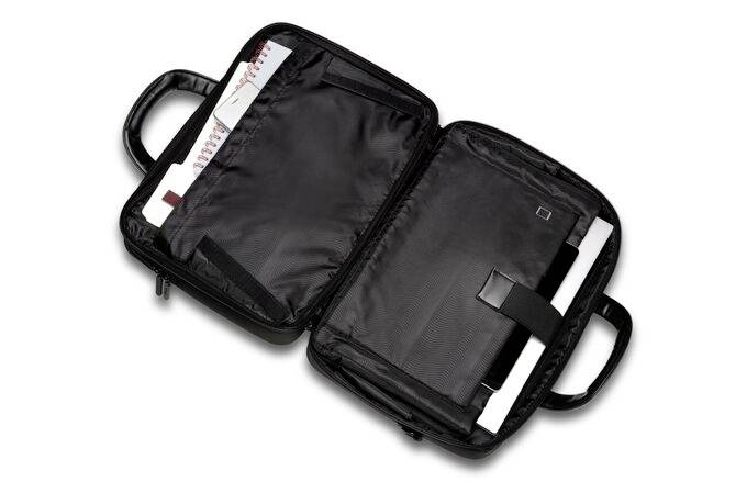 Geopende zwarte laptoptas met twee compartimenten, links een notitieboekje, rechts een vak voor de laptop.