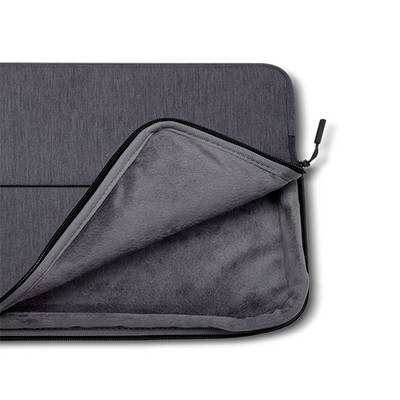 Grijze laptoptas met rits, gedeeltelijk geopend, toont een zacht, beschermend binnenvoering. Geschikt voor laptops.