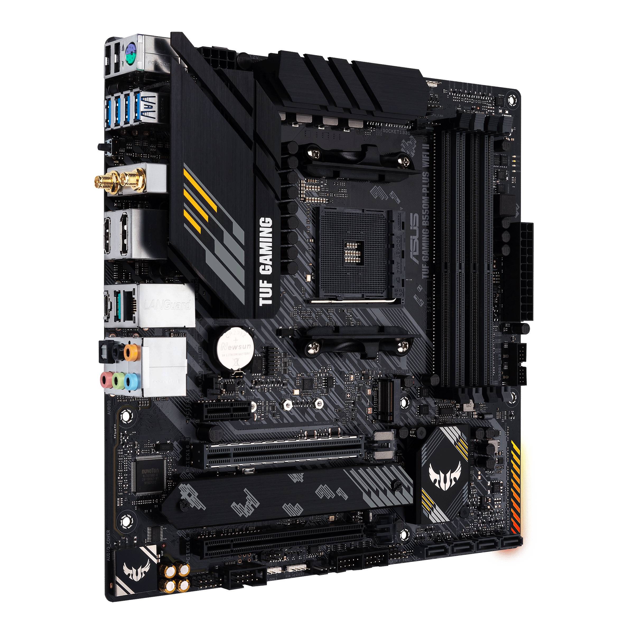 'ASUS TUF Gaming B550-Plus' Moederbord met AM4-socket, geïntegreerde heatsink en meerdere USB-poorten.