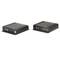 Twee zwarte elektronische apparaten met meerdere aansluitingen. Links een apparaat met VGA-aansluiting, rechts een met meerdere USB-aansluitingen.