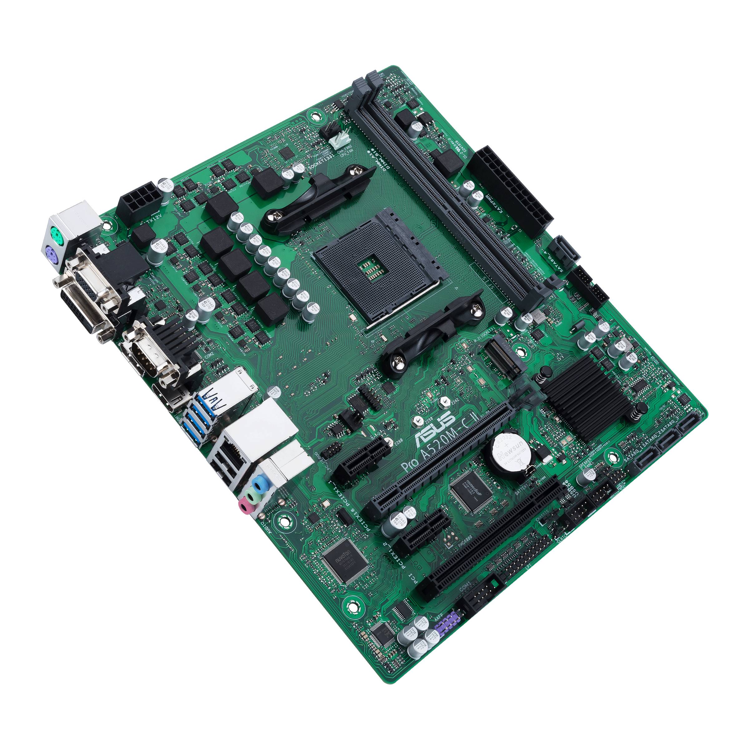 Een groene computermotherboard met verschillende aansluitingen, chips en sleuven voor processor, RAM en uitbreidingskaarten.