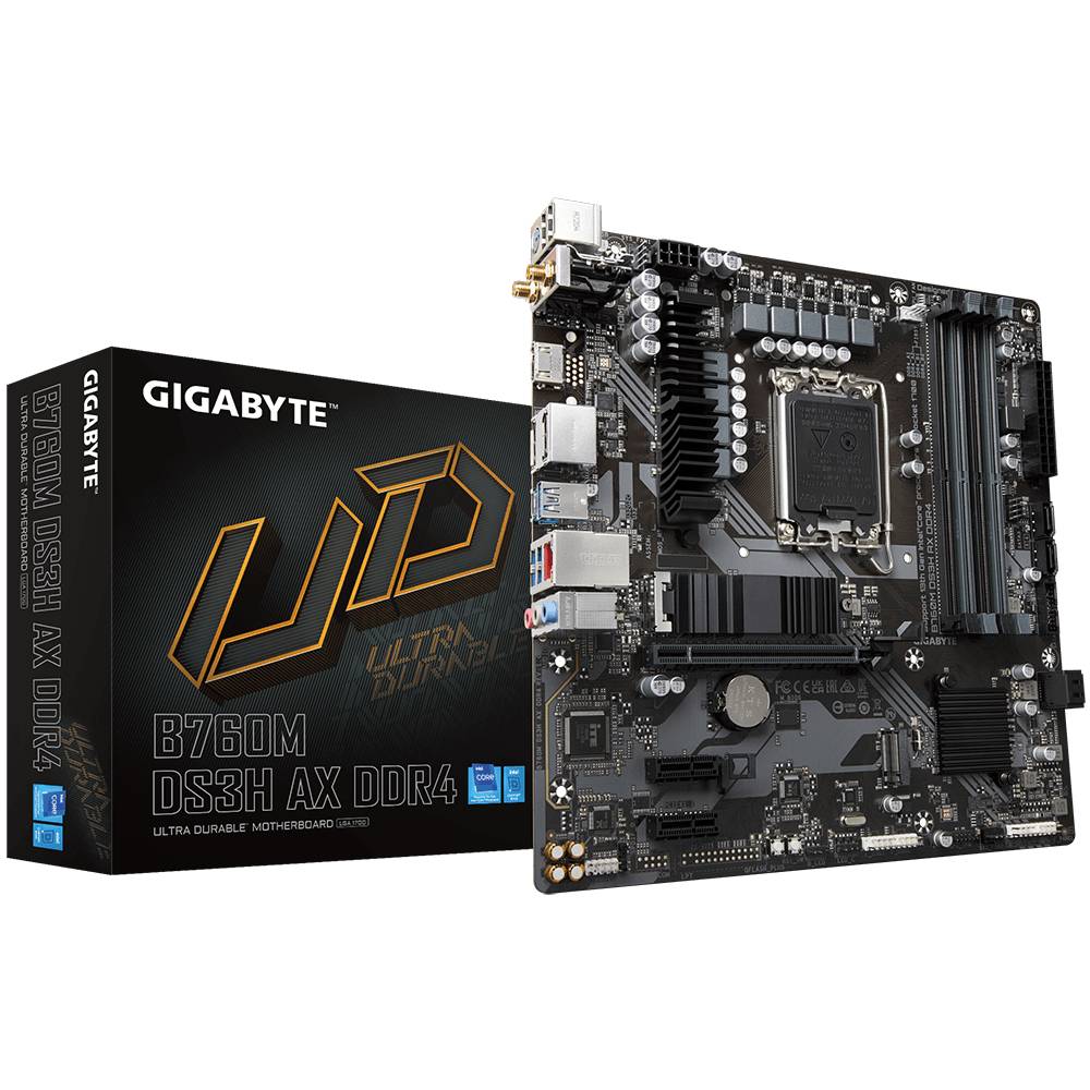 Een GIGABYTE B760M DS3H AX DDR4 moederbord naast zijn verpakking. Het moederbord is zwart en beschikt over meerdere uitbreidingssleuven.