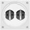 Dubbele stopcontactdoos gemonteerd in een witte muur, met twee ronde aansluitpunten en metalen inzetstukken, gebruikt voor elektriciteitsaansluiting.