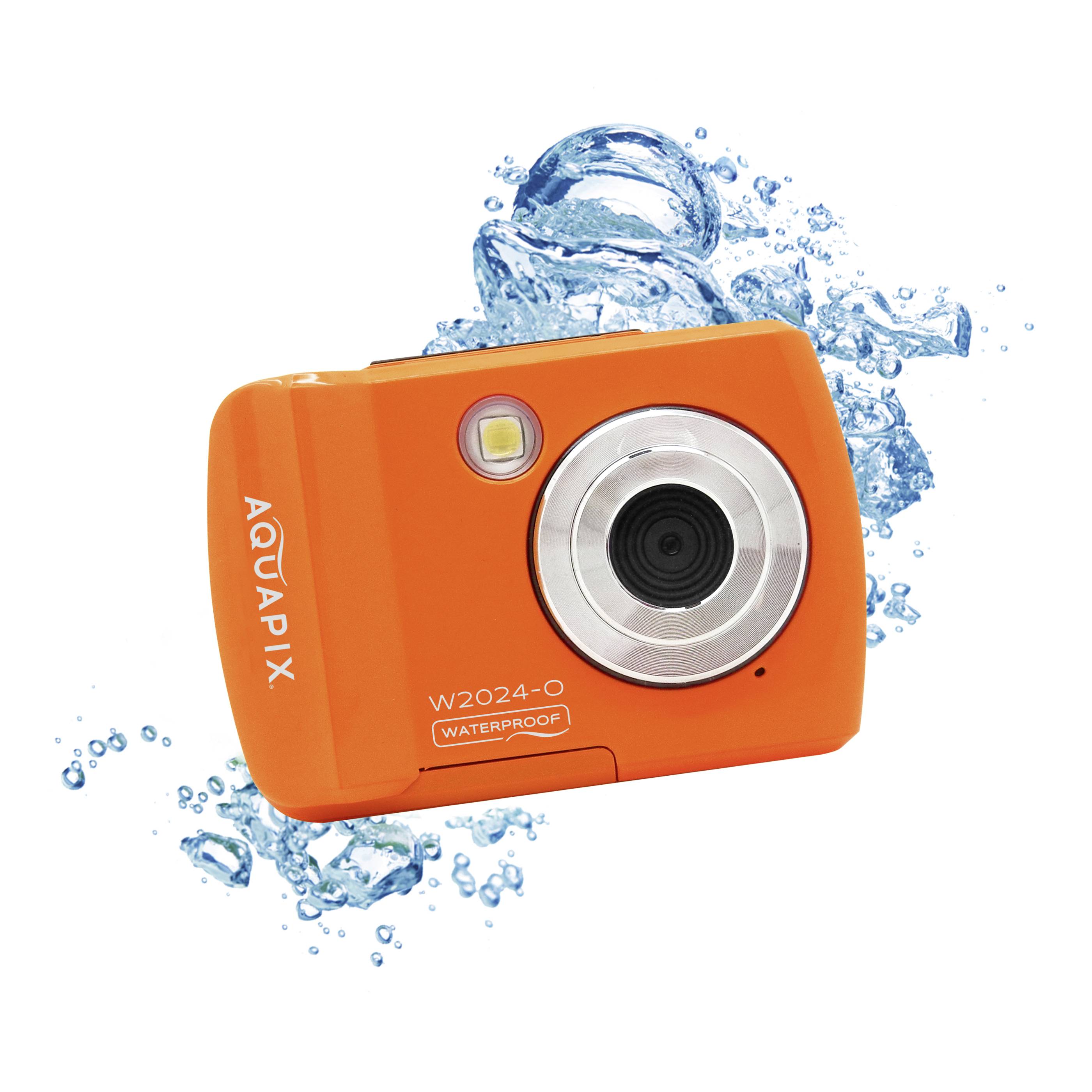 Oranje waterdichte camera met 'Aquapix' opgedrukt en opspattend water op de achtergrond, wat wijst op gebruik voor buitenactiviteiten.