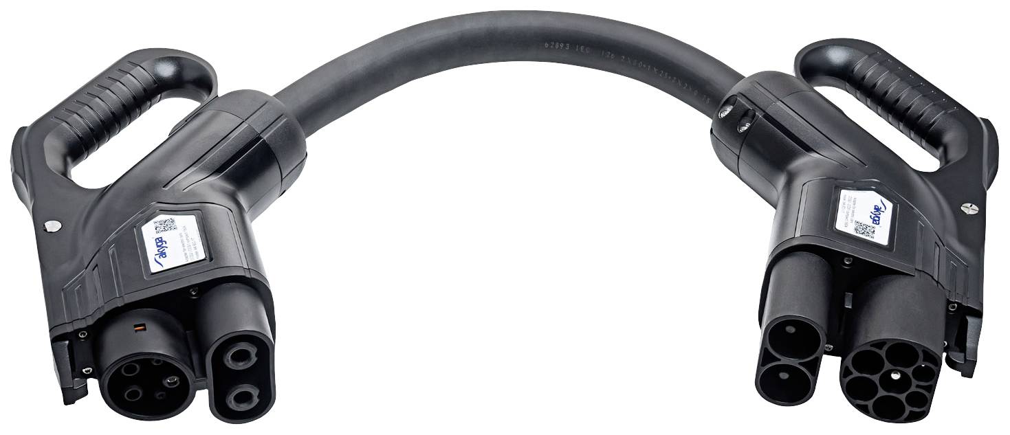 Twee zwarte EV-laadstekkers met een kabel ertussen, op een witte achtergrond.