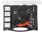 Een kunststof lasset in een zwarte doos met vier verwarmingselementen, een lasapparaat met kabel, een stekker en een tang.