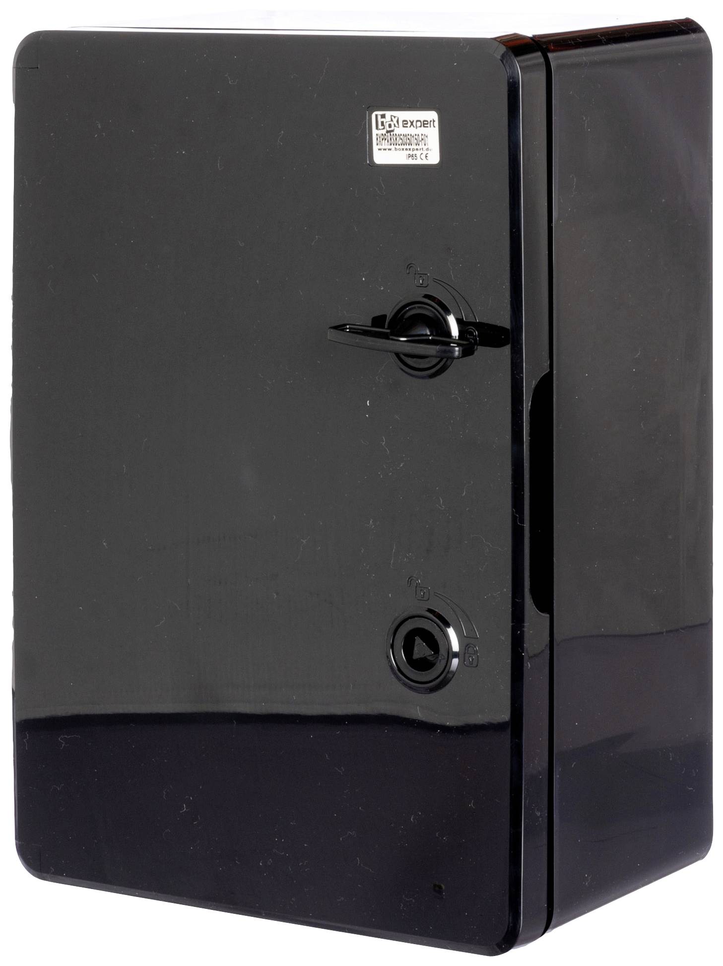 Zwarte, rechthoekige kast met glanzende oppervlakte, twee ronde, zwarte haken aan de voorkant.