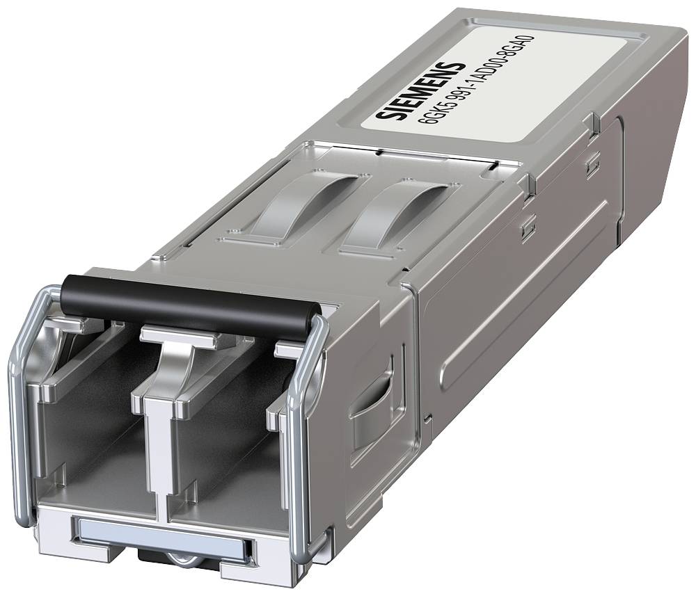 Een zilveren SFP-transceiver met het opschrift 'SIEMENS'. Het wordt gebruikt in communicatieapparatuur voor gegevensoverdracht.