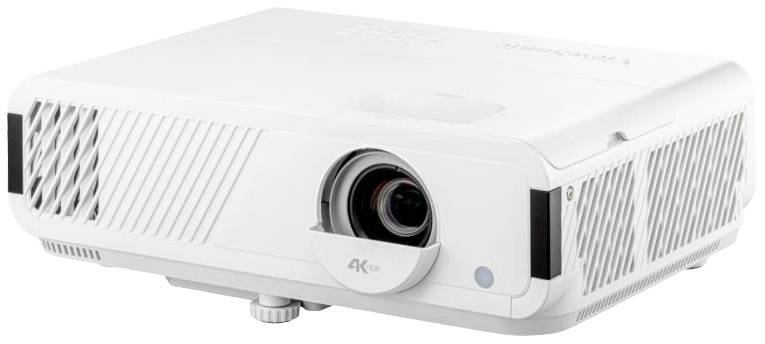 Witte projector met 4K-resolutie, zichtbare ventilatiesleuven aan de zijkant en een centraal lensbehuizing.