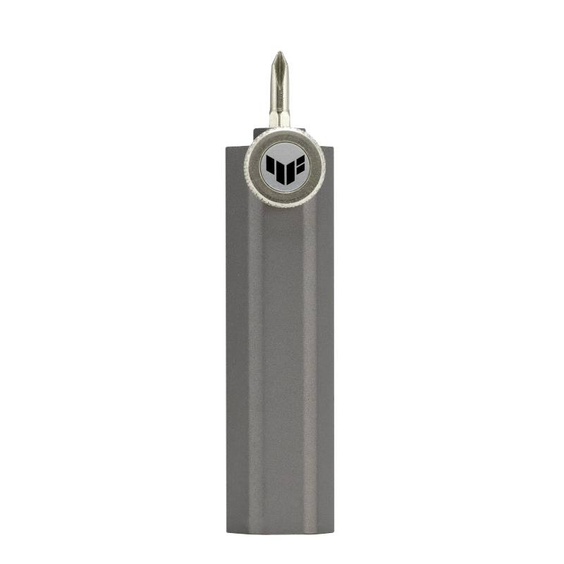 Een grijze metalen voorwerp met een uitstekende schroevendraaier-kop bovenaan.