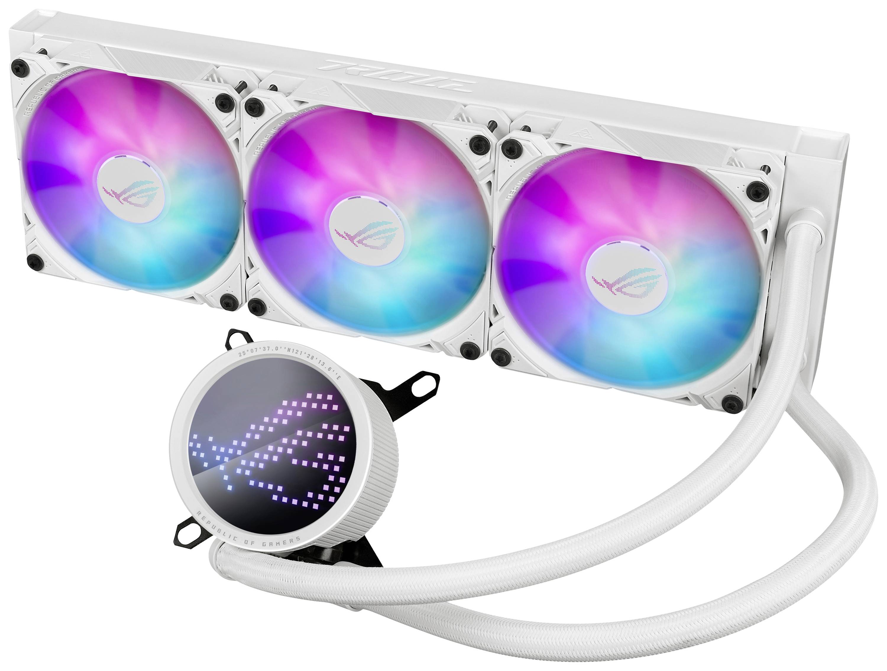 Een witte computer-waterkoeling met drie RGB-ventilatoren en een display op de koelbehuizing dat een patroon in kleurrijke pixels weergeeft.