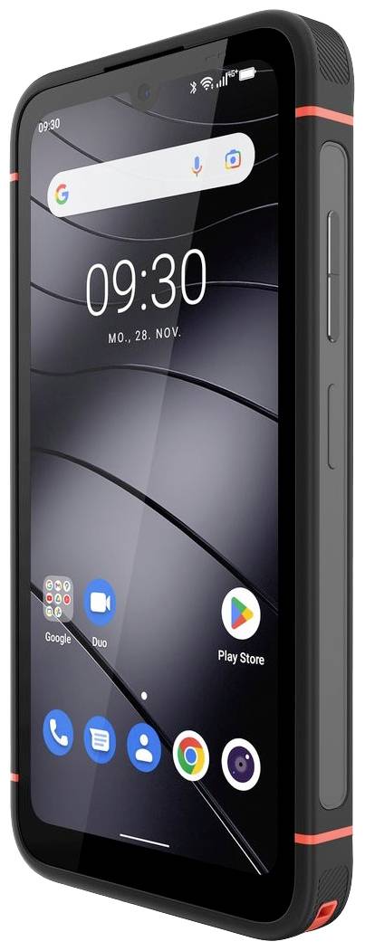 Smartphone in een schokbestendige hoes, display toont tijd en Google-zoekbalk, apps zoals Chrome en Play Store zichtbaar.