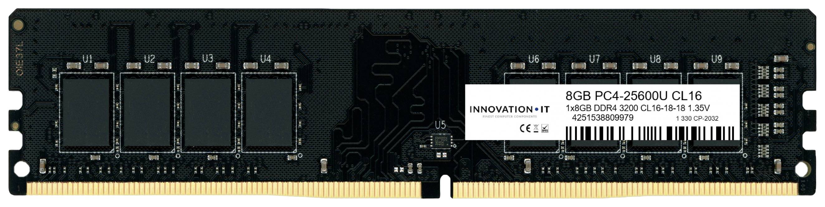 Een 8 GB DDR4 RAM-module, PC4-25600, CL16. Het toont technische details zoals voltage en snelheid op een etiket.