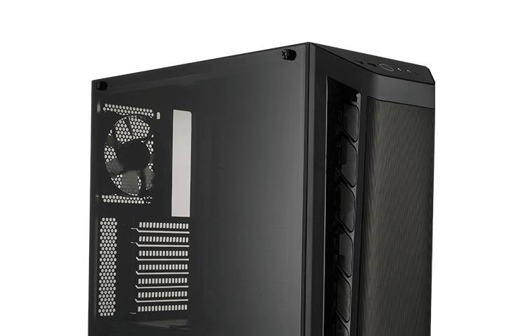 Een zwarte computerbehuizing met een doorschijnend zijpaneel. Ventilatieopeningen en slotafdekplaten zijn zichtbaar.