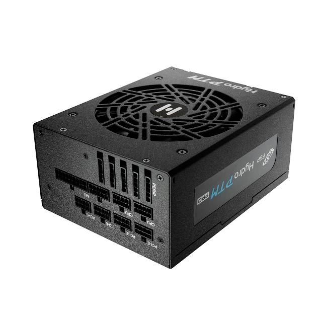 De afbeelding toont een zwarte computervoeding met meerdere aansluitingen en een ventilator aan de bovenkant, vermoedelijk voor een pc.