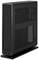 Een zwart, verticaal computerbehuizing met geventileerde zijkanten en aansluitingen aan de voorkant; geschikt voor compacte pc-systemen.