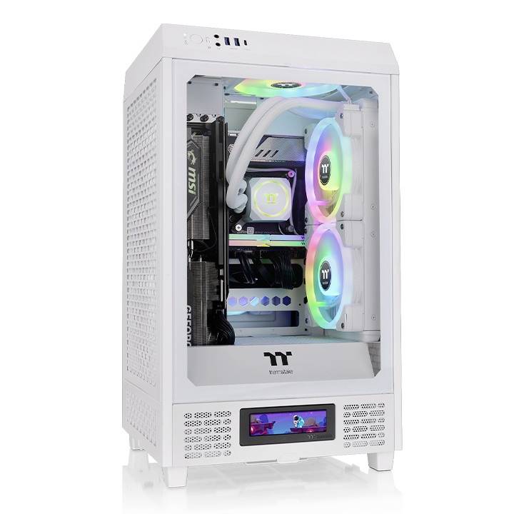 Wit pc-behuizing met zijraam toont kleurrijke RGB-verlichting aan de binnenkant, inclusief twee ventilatoren en vloeistofkoeling.