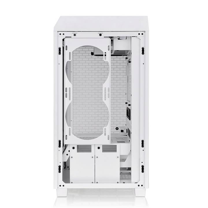 Een wit computerbehuizing met een open voorkant, toont bevestigingsplaatsen voor ventilatoren en ruimte voor andere hardwarecomponenten aan de binnenkant.