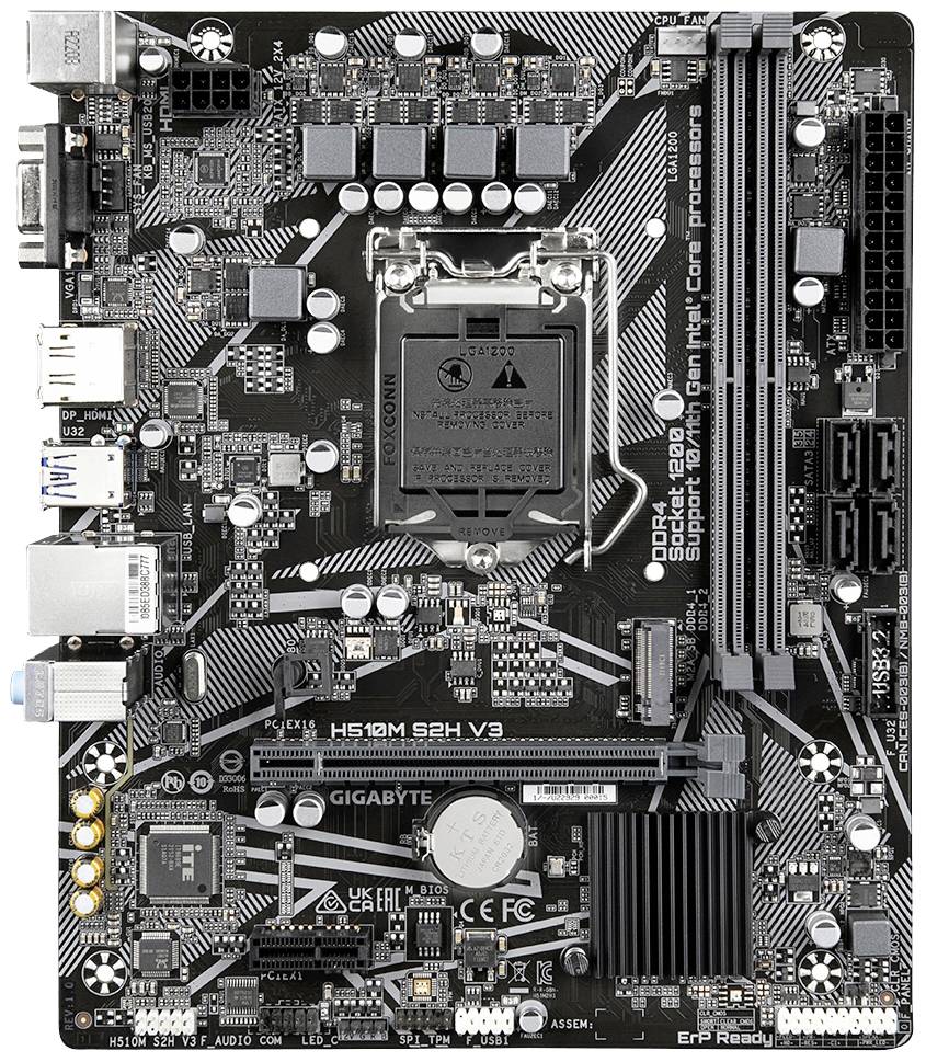 Een computermoederbord met verschillende aansluitingen, uitbreidingssleuven en elektronische componenten, gemerkt met het model 'Gigabyte'.