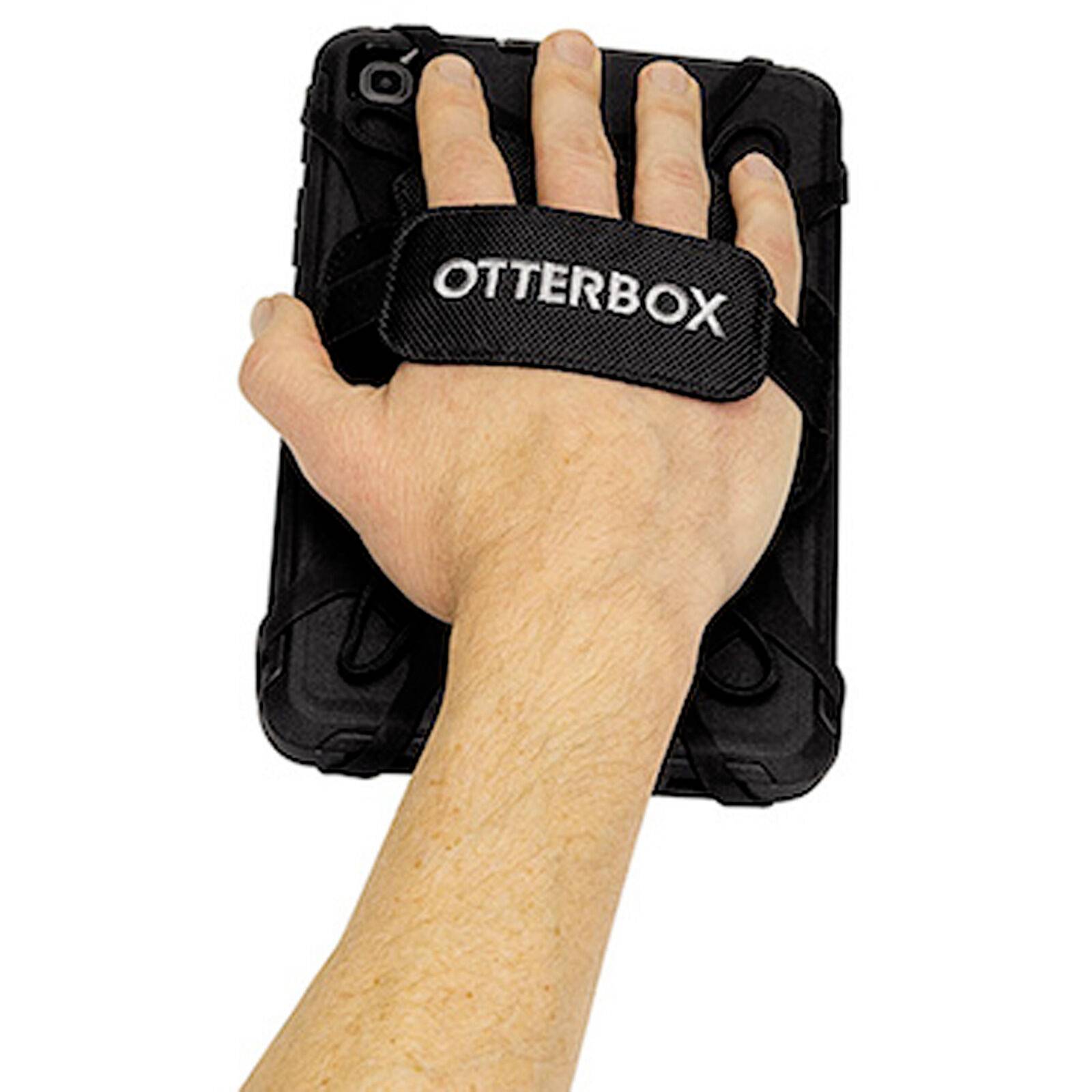 Een hand houdt een tablet vast met een zwarte OtterBox-hoes; de hand is beveiligd door een riem aan de achterkant.
