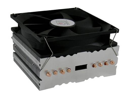 Ventilator en koellichaam van een computerprocessor, bestaande uit een grote metalen koelbehuizing met meerdere koperen heatpipes en een zwarte ventilator bovenop.