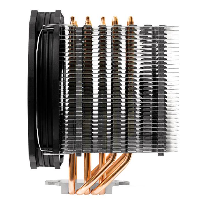 Radiator met koperen heatpipes en aluminium lamellen, zijaanzicht.