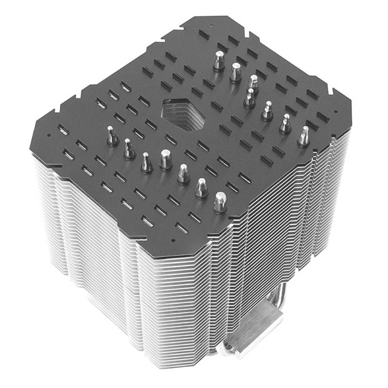 Een grote, gestapelde aluminium heatsink met meerdere lamellen en heatpipes, gebruikt voor de koeling van computerprocessoren.
