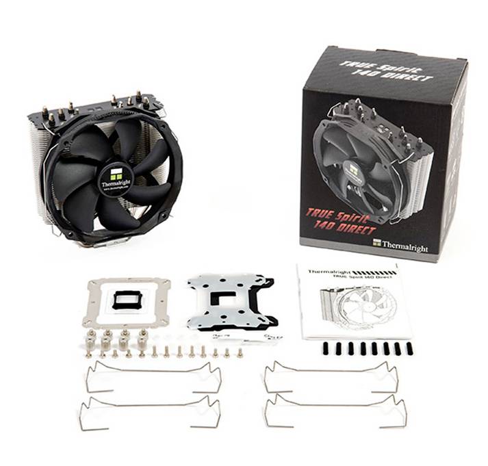 Thermalright CPU-koeler met montagemateriaal en gebruiksaanwijzing. Verpakking toont productafbeelding en logo, geschikt voor pc-koeling.