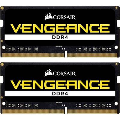 Twee zwarte CORSAIR Vengeance DDR4 RAM-modules met gele opdruk, geschikt voor computers met DDR4-ondersteuning.