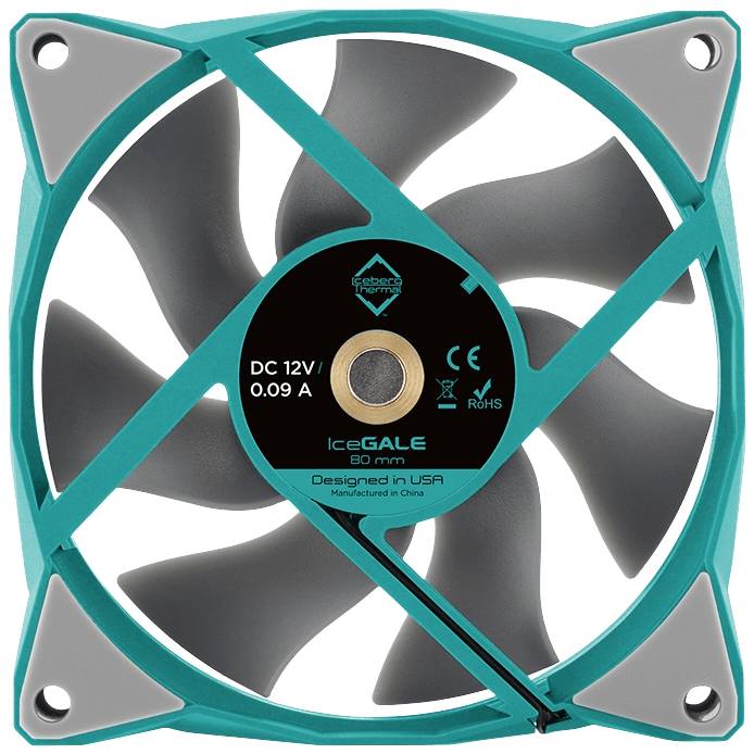 Een turquoise-zwarte computerventilator met grijze bladen. Opschrift: 'IceGALE 60 mm, DC 12V, 0,09 A'.