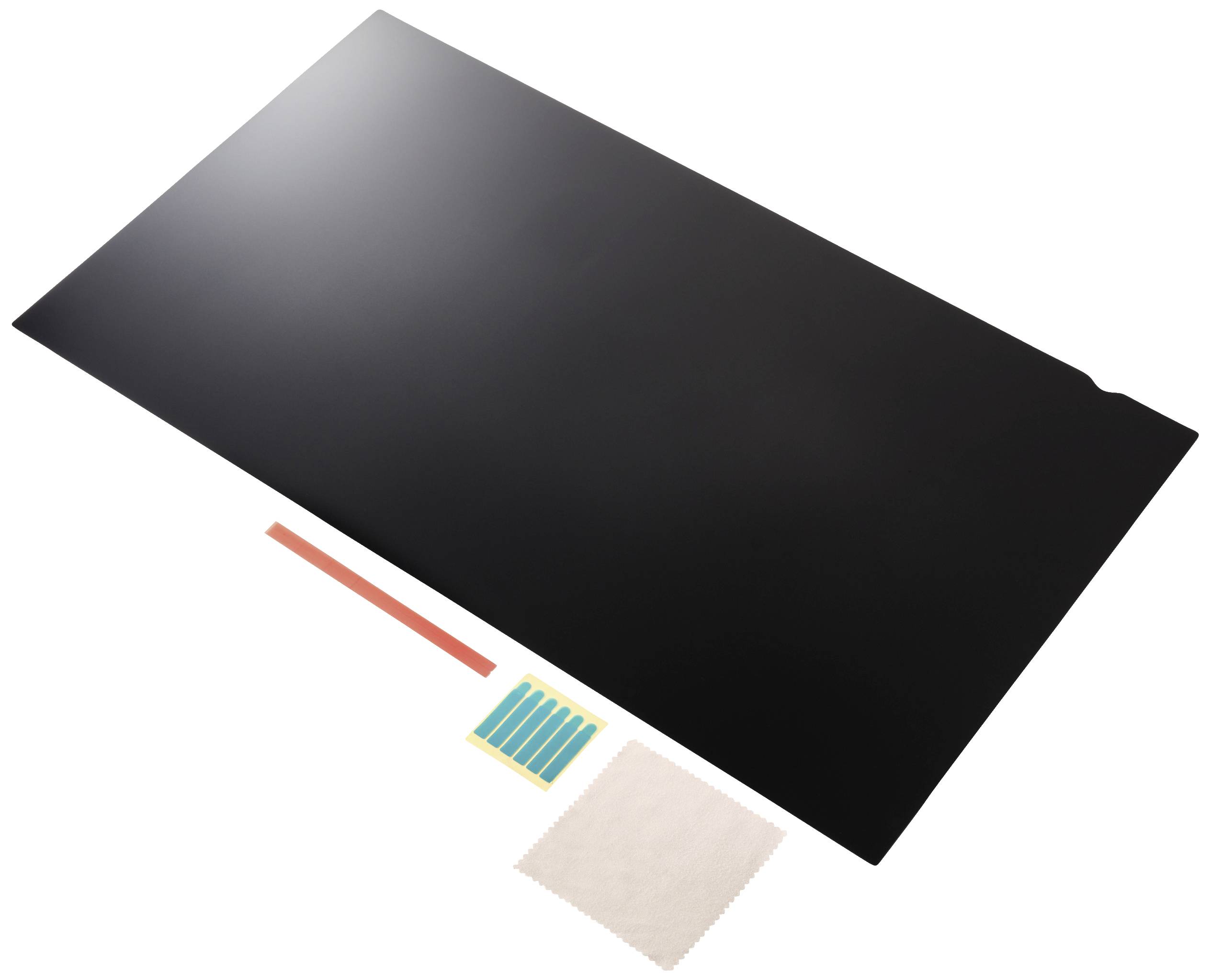 Een zwarte rechthoekige anti-reflectiefilter voor schermen met een rode plakstrip, blauwe richtlijnen en een wit reinigingsdoekje.