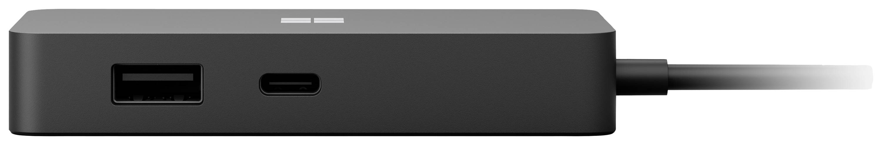 Een zwart computer-dock met twee aansluitingen: USB-A en USB-C. Verbindt verschillende apparaten met een computer voor uitgebreide functionaliteit.