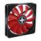 Een vierkante zwarte computerventilator met rode schoepen en een wit plusteken in het midden.