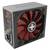 'Zwarte pc-voeding met rood-zwarte ventilator en netschakelaar. Geschikt voor gebruik in desktopcomputers.'