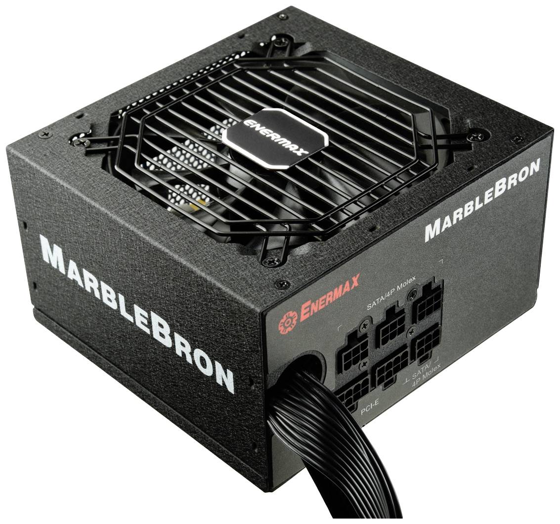 Computervoeding van Enermax met zichtbare aansluitbussen en opvallend ventilatorrooster, model 'MarbleBron'.