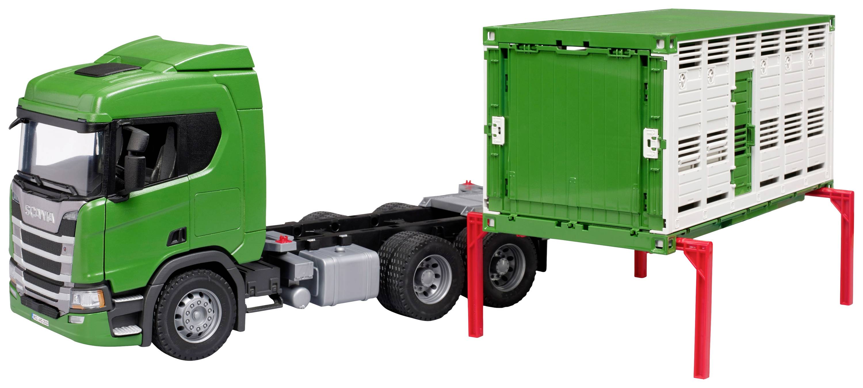 Een groene vrachtwagen met een aanhanger voor het laden van een container. De container staat op uitschuifbare rode steunen.