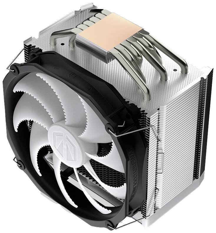 Koeler met grote ventilator en warmtegeleidingsbuizen, ontworpen voor de koeling van computerprocessoren.