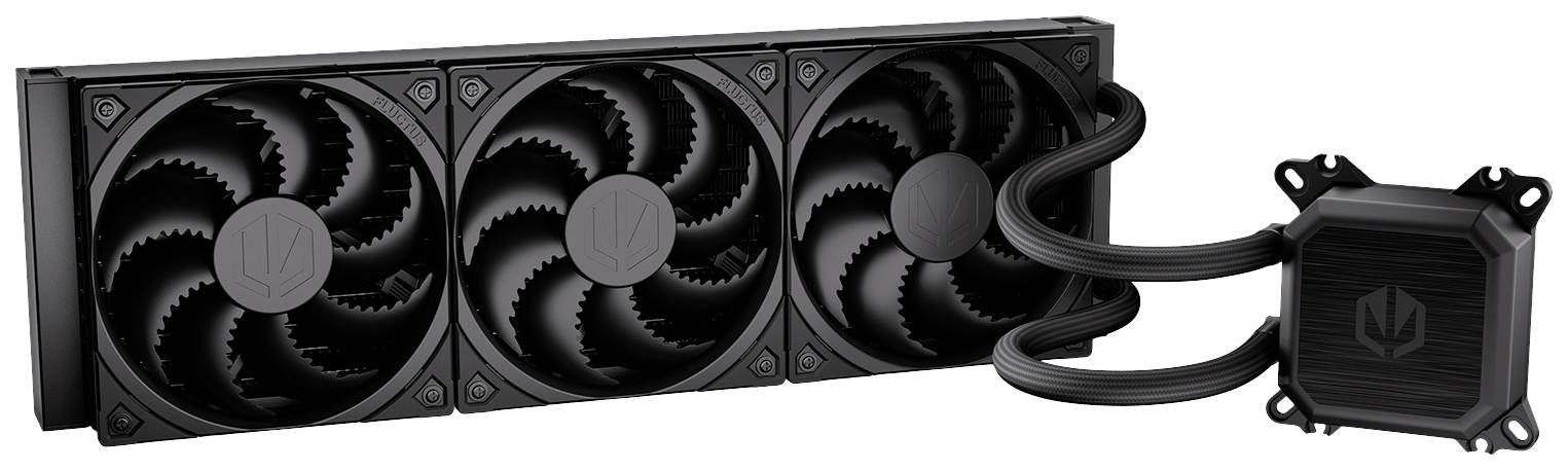 Zwarte drievoudige pc-ventilator met compacte waterkoeler, geschikt voor krachtige computers om efficiënt warmte af te voeren.
