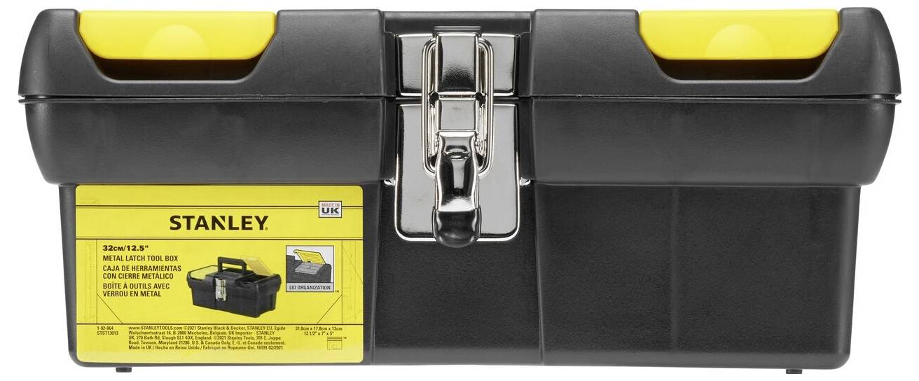 Zwarte gereedschapskist met gele handgreep en sluiting. Sticker links toont productinformatie van Stanley.
