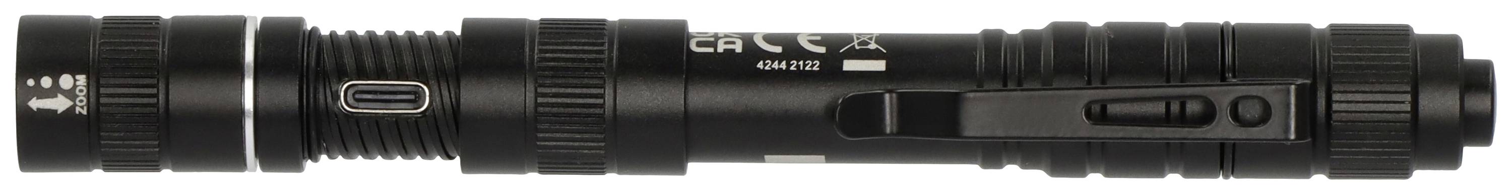 Zwarte zaklamp met clip; zijdelingse schakelaars en gestructureerde behuizing voor een betere grip.