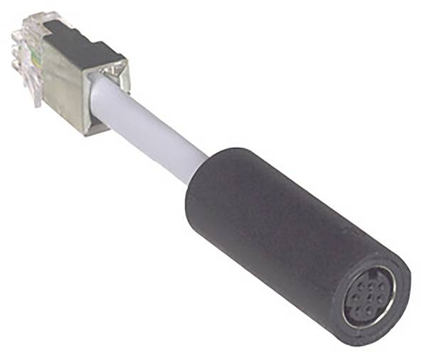 Een adapter met een Ethernet-stekker aan de ene kant en een ronde, meerpolige aansluiting aan de andere kant.