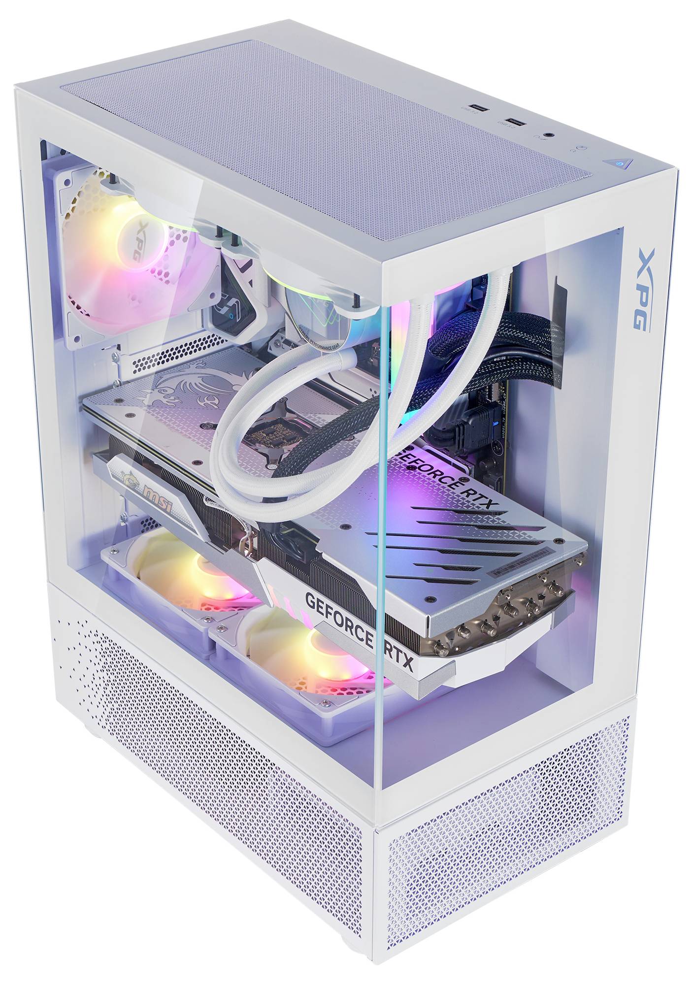 Een witte gaming-pc met verlichte componenten. Zichtbare GeForce RTX-videokaart, waterkoeling en kleurrijke LED-verlichting.