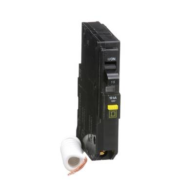 'Tweepolige beveiligingsschakelaar met kopergewikkelde spoel, zwarte behuizing. Markering: AAN/AAN, 15, 10kA 120V.'