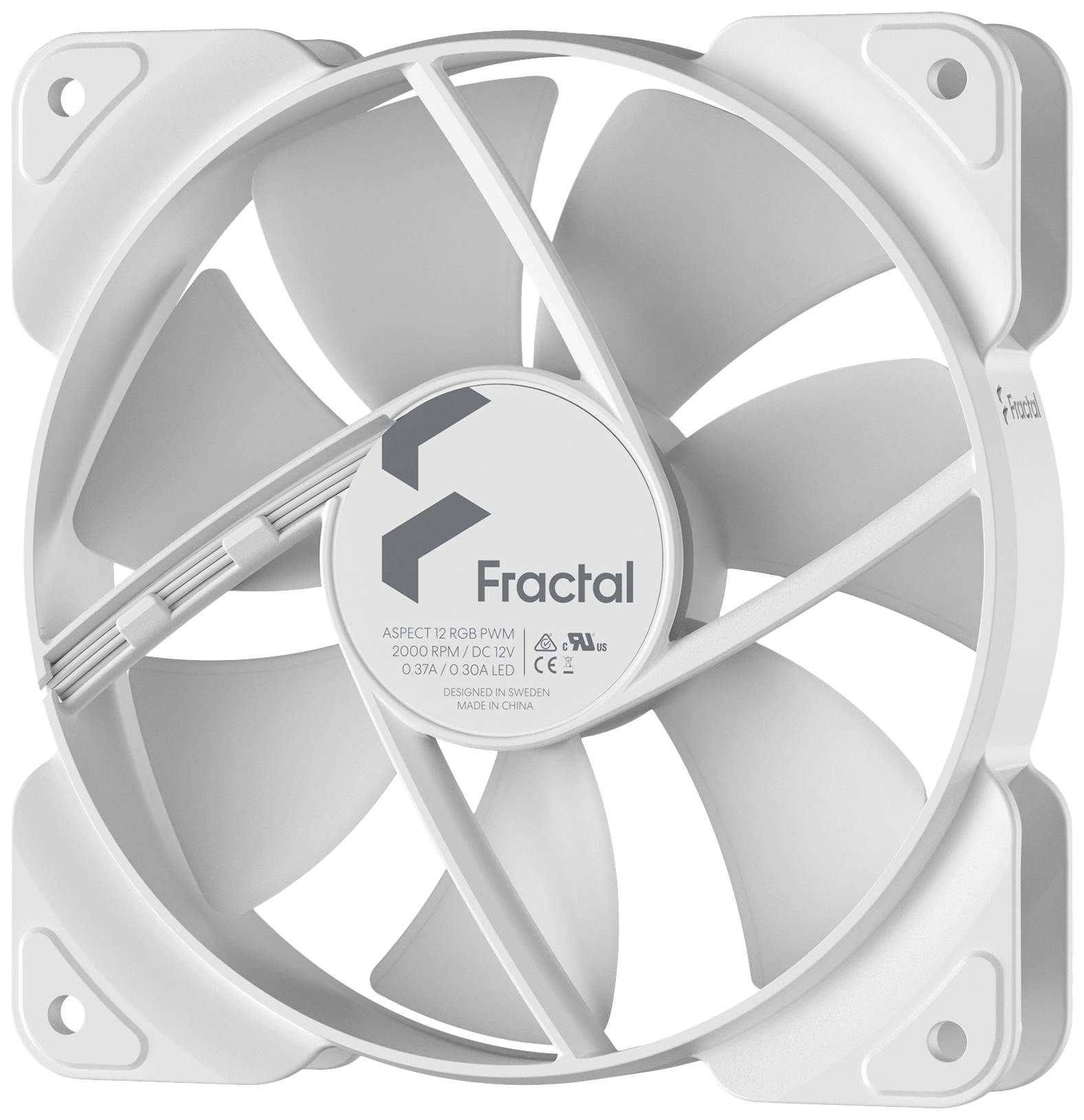 Witte computerventilator van Fractal met meerdere grote schoepen, geschikt voor koeldoeleinden.