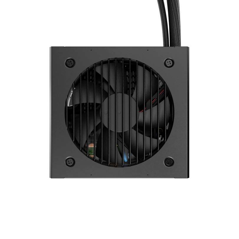 Een zwarte computervoeding met zichtbare ventilator en kabels die bovenaan uitsteken.