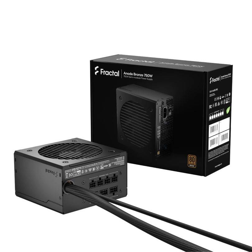 Een computervoeding van Fractal, model 'Arcade Bronze 750W', naast de originele verpakking getoond. Markeringen voor 80 PLUS Bronze.